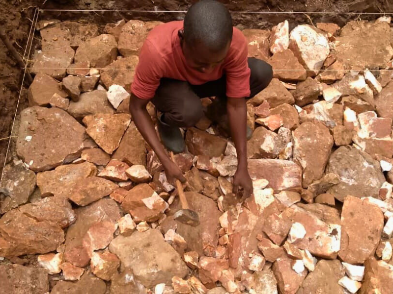 Cibitoke (Burundi): lavori iniziati per la costruzione delle latrine ecologiche